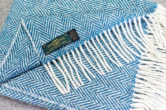Small Throw (Tassels) - Image 7