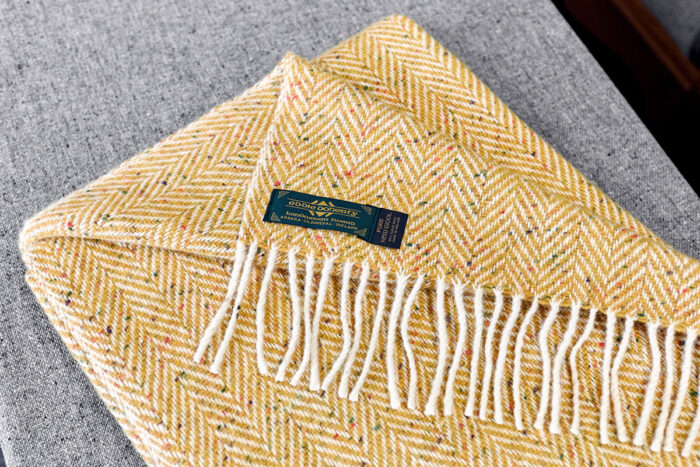Small Throw (Tassels) - Image 2
